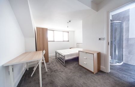 Burchett Grove, Woodhouse, Leeds, LS6 2JA - Photo 5