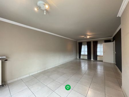 Gezellige rijwoning met 3 slaapkamers, terrastuin en garage te Kachtem - Photo 5
