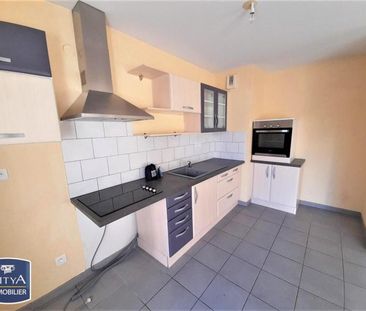 Location Appartement 4 pièces 81m² BEAUMONT 63110 - Photo 5