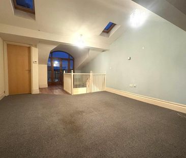 2 Bedroom Flat / Apartment to let - Photo 5