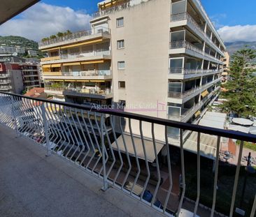 2 pièces Quartier de la plage à Carnoles - Photo 6