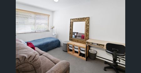 Two Bedroom Apartment In Labrador - Photo 4