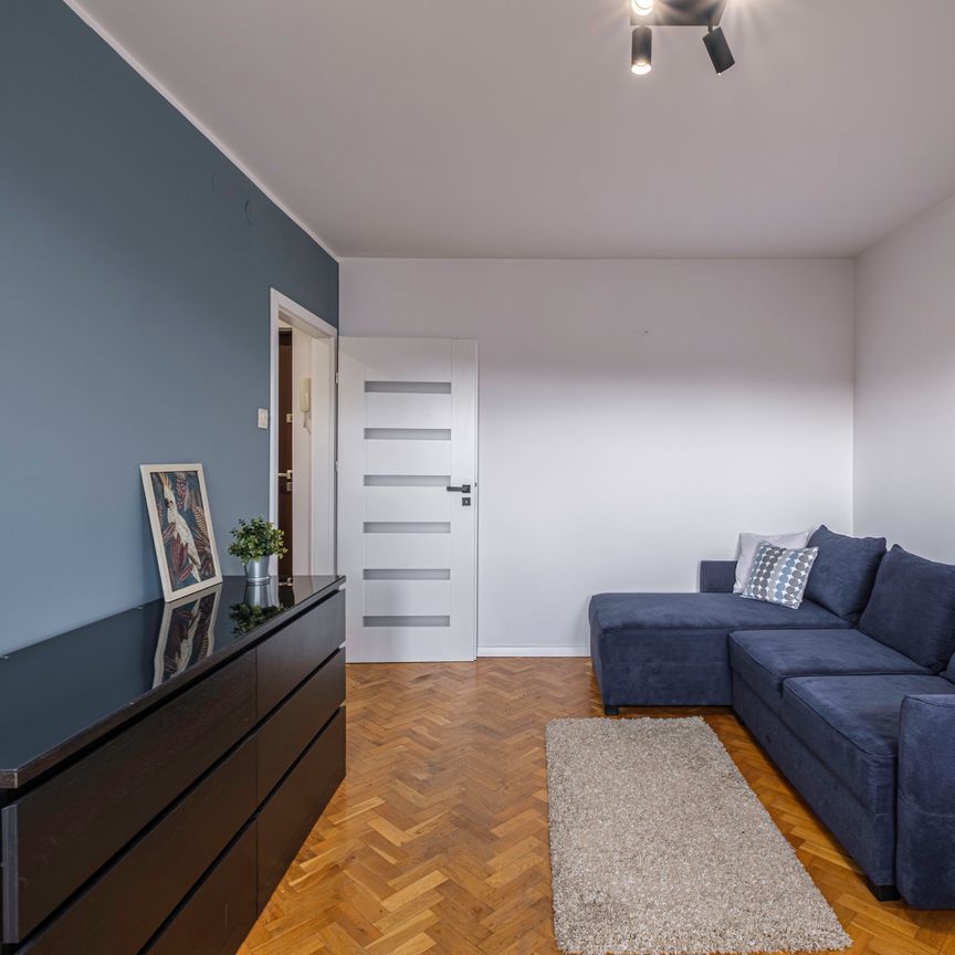 2 pokojowe mieszkanie z piwnicą - Zdjęcie 1