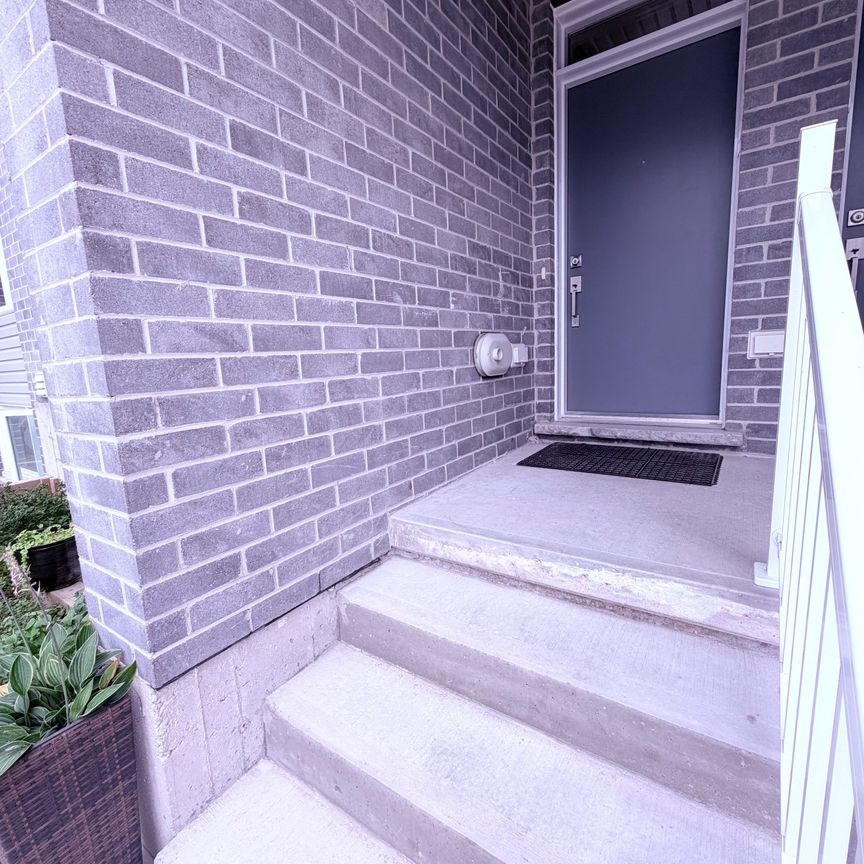 For Lease - 990 Deveron Crescent Unit# 9, London South, Ontario - Photo 1