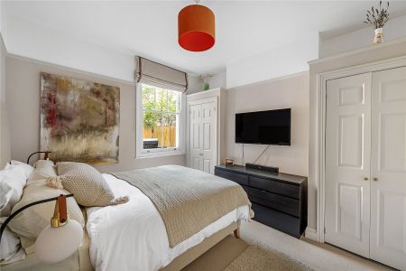 Hambalt Road, London, SW4 flat to rent - Photo 3