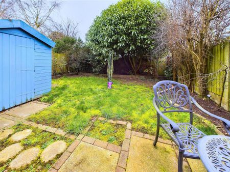 3 bedroom semi-detached house to rent - Photo 3