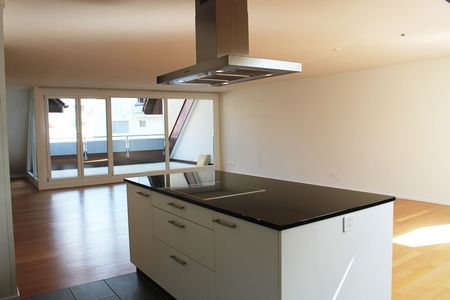 Maisonettewohnung in Volketswil - Photo 2