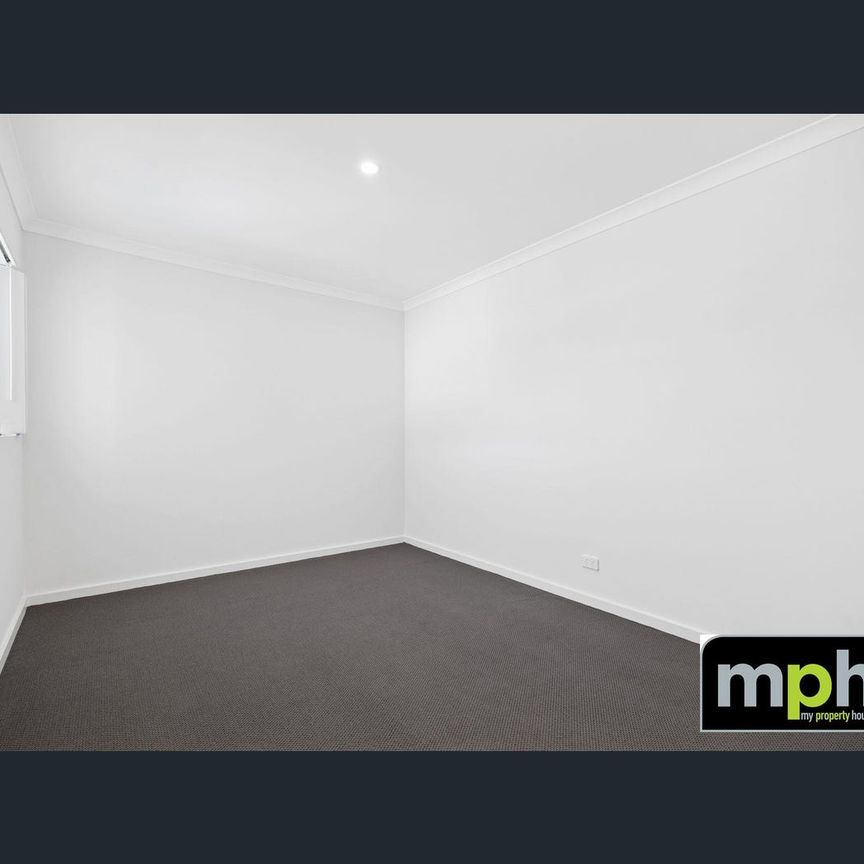 41 Wonderboom Way, Forrestfield, WA 6058 - Photo 1