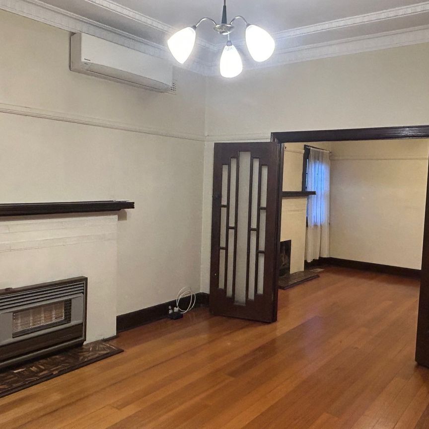 Comfortable 3 Bedroom Family Home - Photo 1
