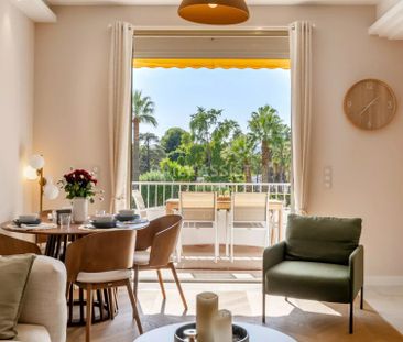 À LOUER – CANNES CROISETTE Appartement 3 pièces rénové avec vue mer... - Photo 6
