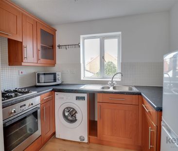 St. Matthews Close, Renishaw, S21 - Photo 5