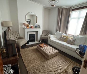 3 Bed Terraced House, Heath Road, HA1 - Photo 3