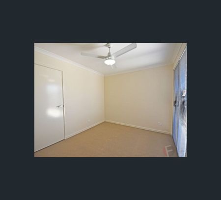 24 Cochrane Loop, Aveley, WA 6069 - Photo 3
