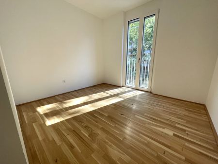Tolle 3-Zimmer Wohnung mit zentraler Begehbarkeit in begehrter Lage - THEOS Willkommen im Park - Photo 2