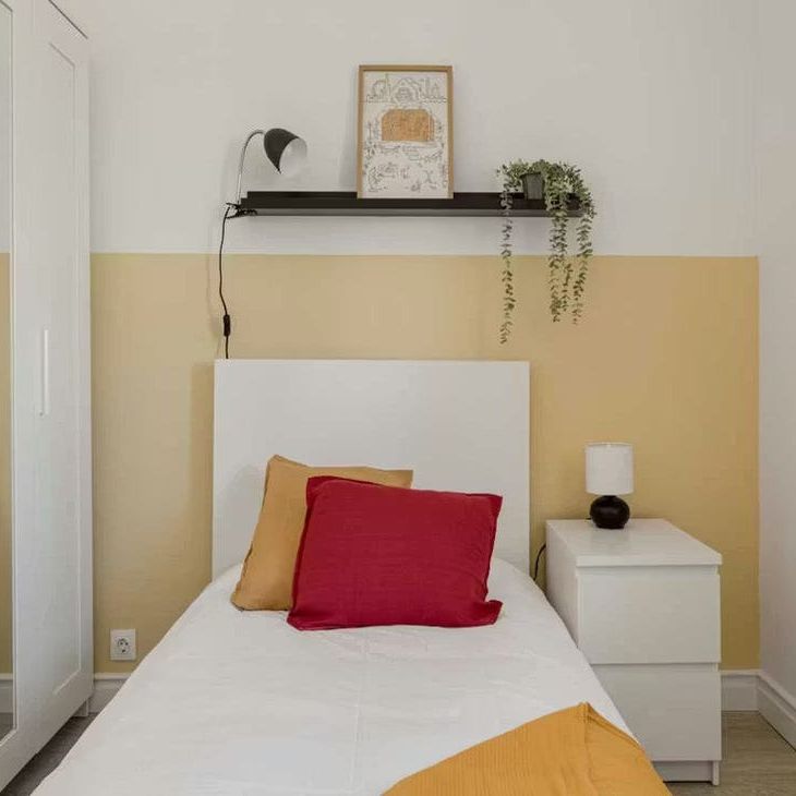 Avenida da Igreja, Lisbon, Lisbon 1700-236 - Photo 1