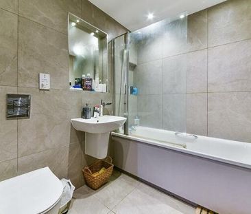 2 bed house to rent in Buckingham House West, Stanmore, HA7 - Photo 6