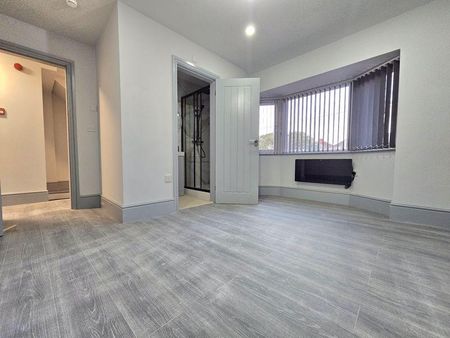 7 bedroom terraced house to rent - Photo 2