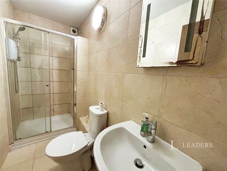 1 bedroom apartment to rent Eaton Gardens, Hove, East Sussex, BN3 - Photo 5