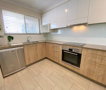 2 BEDROOM DUPLEX IN PARADISE POINT!!! - Photo 5