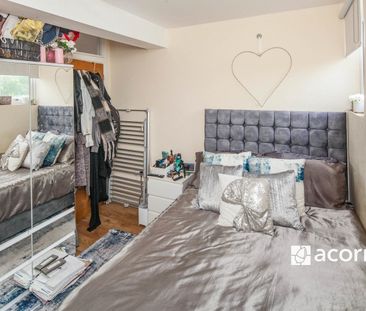 Flat to rent - Croydon Road, London, SE20 - Photo 1