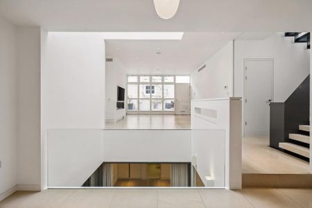 4 bedroom terraced house to rent - Photo 3