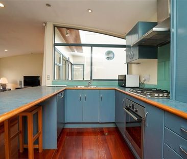 Furnished Apartment with Water views - Photo 6