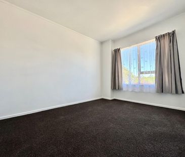 Unit 2, 113 Avenue Road, Otahuhu, Auckland - Photo 2