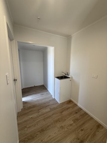 805 Dufferin Street, Akina - Photo 3