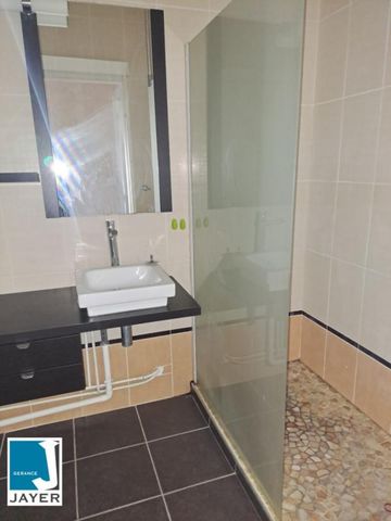 4 PIECES QUARTIER GARE - Photo 5