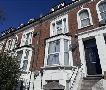 Studio to rent - Photo 6