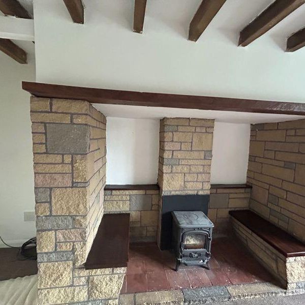 3 bedroom semi-detached house to rent - Photo 1