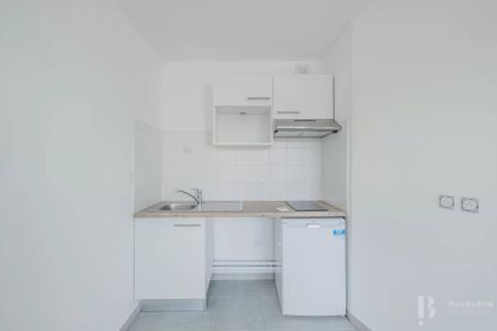 Rental Apartment Bordeaux Saint-Jean - Photo 4