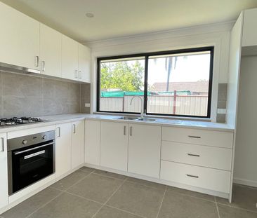 3a Farningham Street Mount Pritchard 2170 - Photo 3