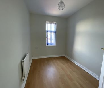 4 bedroom detached house to rent - Photo 5