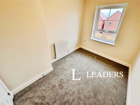 3 bedroom house to rent Chicory End, Stafford, Staffordshire, ST16 - Photo 3