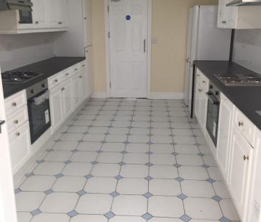 2 bedroom terraced house to rent - Photo 6