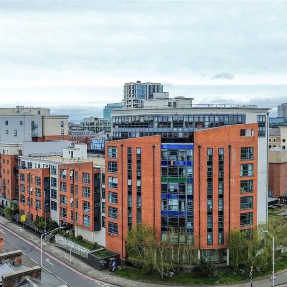 2 bedroom apartment to rent - Photo 1