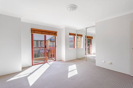 28/1 Hyam Street, Balmain NSW 2041 - House For Rent | Domain - Photo 2