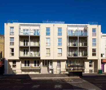 1 Bed Flat, Canute Road, SO14 - Photo 6