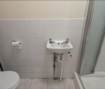 1 bedroom ground floor flat to rent - Photo 3