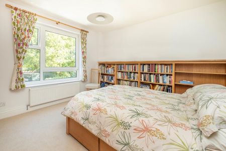 3 bedroom apartment to rent - Photo 5