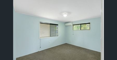 3 Bedroom Family Home ! - Photo 3