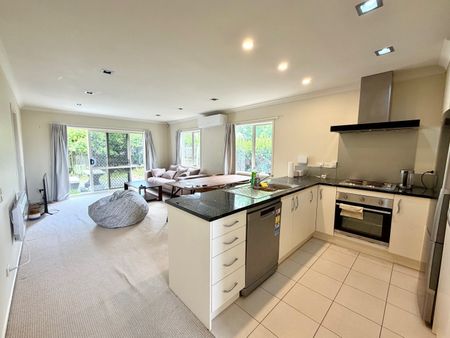 25 Norwood Drive, Flat Bush, Auckland - Photo 3