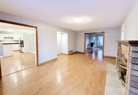 For Lease - 17 Goodwood Drive, Whitby, Ontario - Photo 2