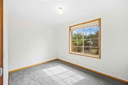 Family Home in Convenient Sebastopol Location - Photo 4