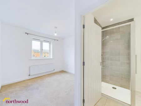 4 bedroom detached house to rent - Photo 2