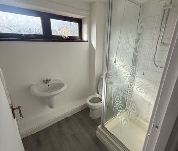 Watson Close - Photo 6