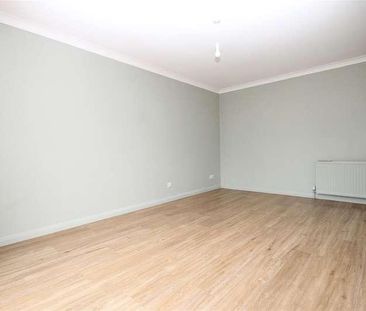 Birdham Court, Steyne Road, PO35 - Photo 4