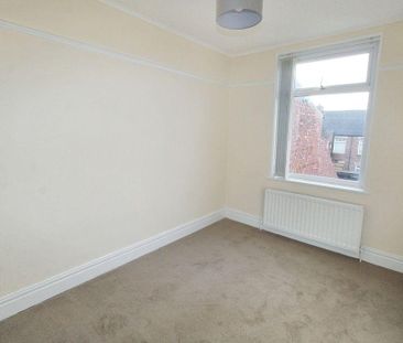 3 bed upper flat to rent in NE6 - Photo 1