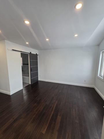 For Lease - 471 John Deisman Boulevard, Vaughan, Ontario - Photo 3